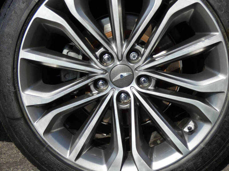 2015 Hyundai Genesis