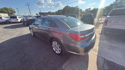 2012 Chrysler 200 LX
