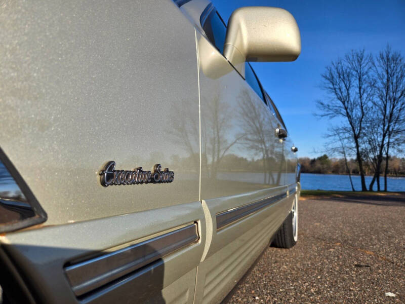 1997 Lincoln Town Car Executive