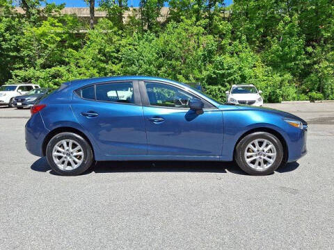 2017 Mazda MAZDA3 Sport