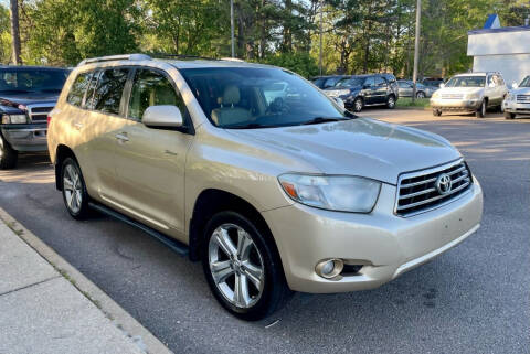 2008 Toyota Highlander for sale at Town Auto in Chesapeake VA