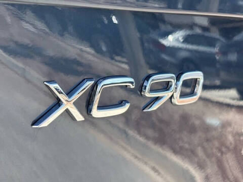 2024 Volvo XC90 B5 Plus Bright Theme