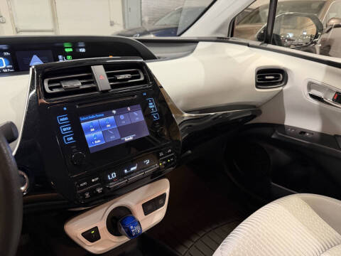 2016 Toyota Prius Two Eco