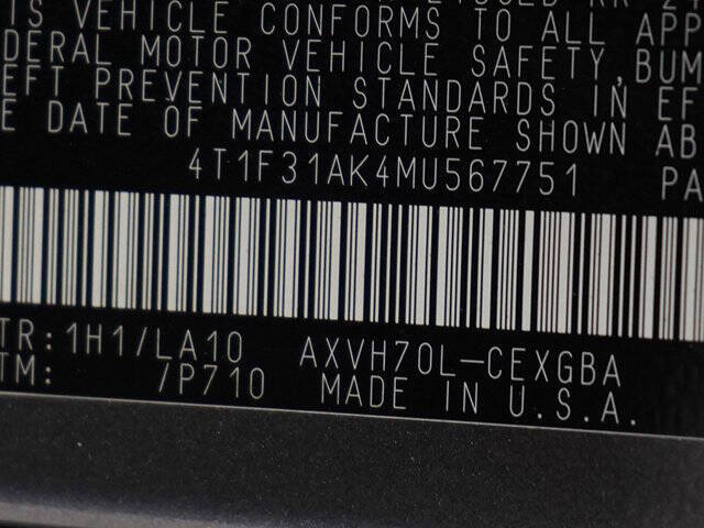 2021 Toyota Camry Hybrid XLE