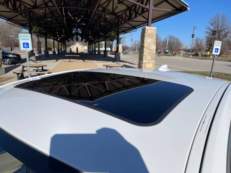 2018 BMW 3 Series 330i xDrive