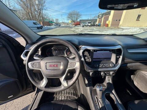 2017 GMC Acadia SLT-1