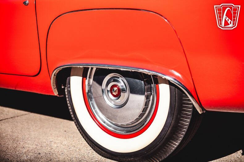 1955 Ford Thunderbird