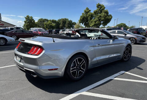 2022 Ford Mustang EcoBoost Premium