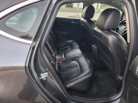 2012 Buick Verano Leather Group