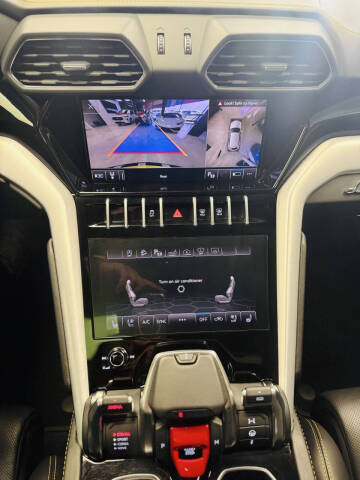 2021 Lamborghini Urus