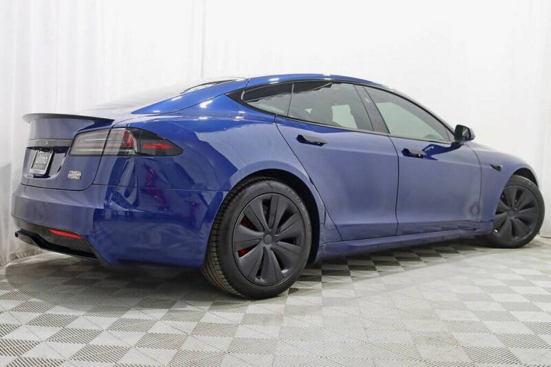 2023 Tesla Model S Plaid