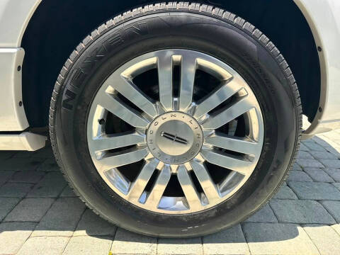 2014 Lincoln Navigator