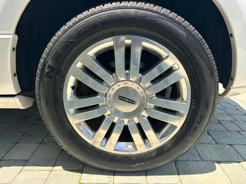 2014 Lincoln Navigator