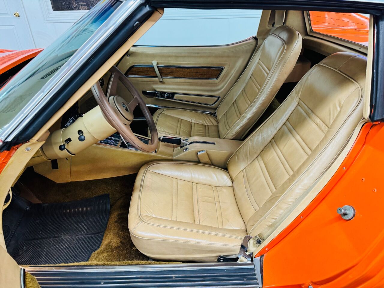 1976 Chevrolet Corvette 30