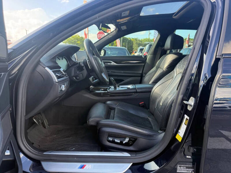 2019 BMW 7 Series 740i