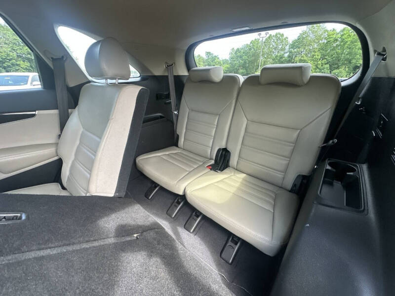 2019 Kia Sorento EX V6