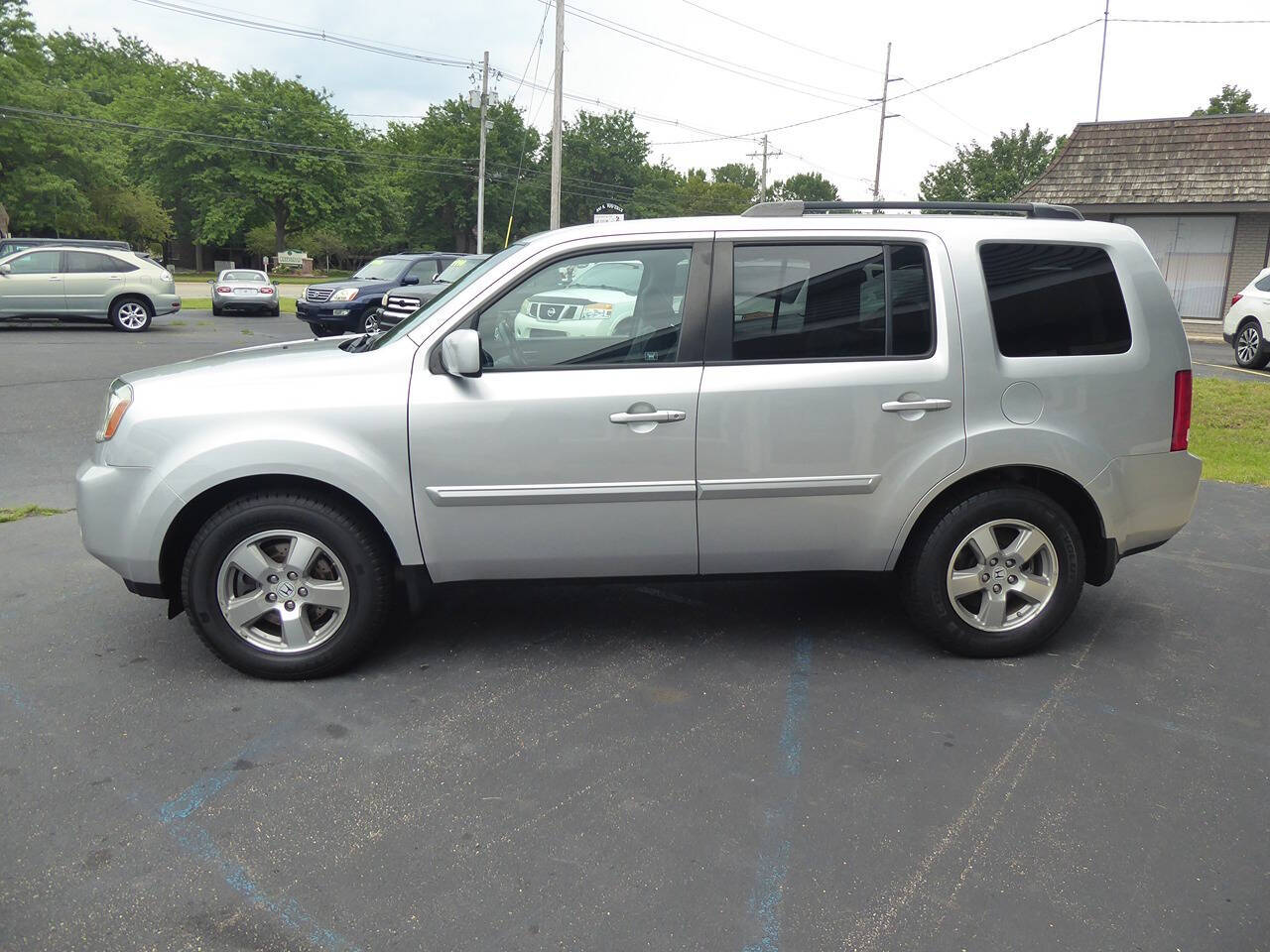 2011 Honda Pilot for sale at Lakeshore Autos in Holland, MI