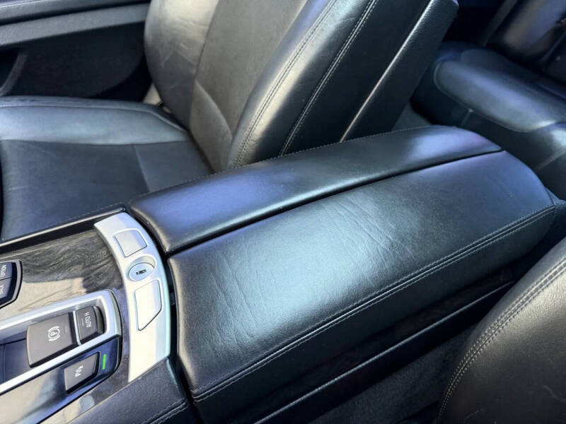 2013 BMW 7 Series 750Li