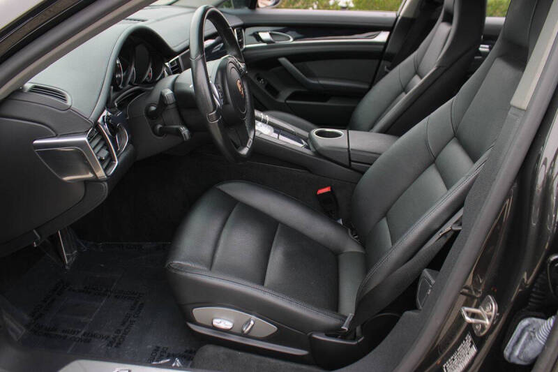 2012 Porsche Panamera