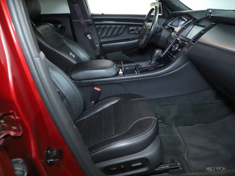 2013 Ford Taurus SHO