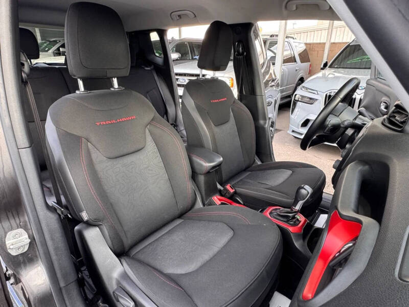 2016 Jeep Renegade Trailhawk