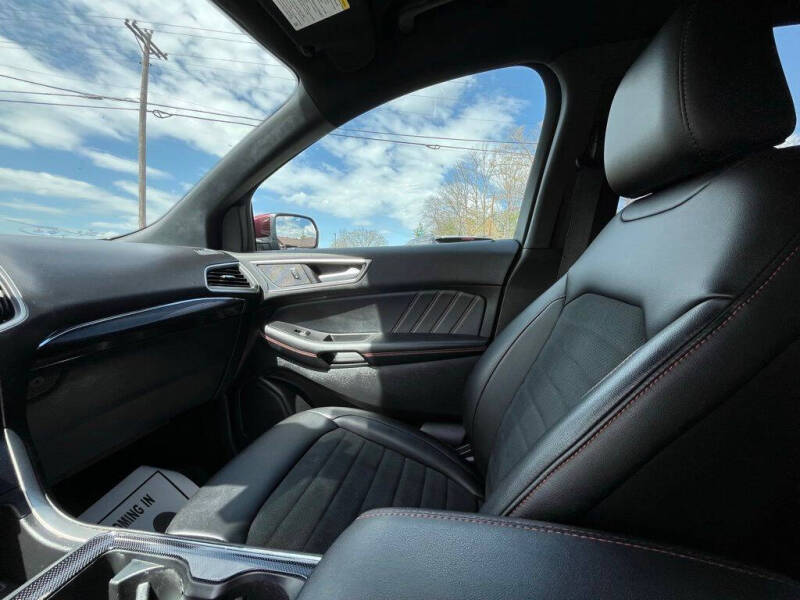2021 Ford Edge ST-Line