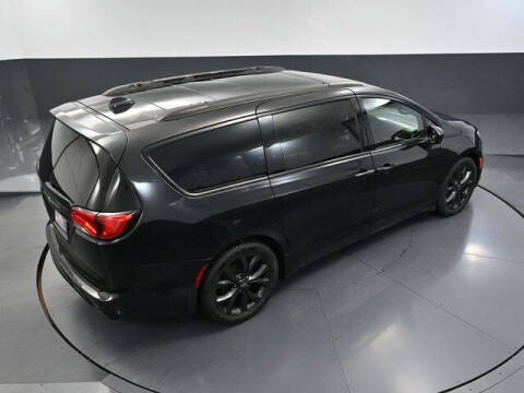 2019 Chrysler Pacifica Touring L Plus