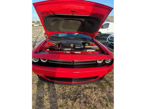 2015 Dodge Challenger SXT Plus