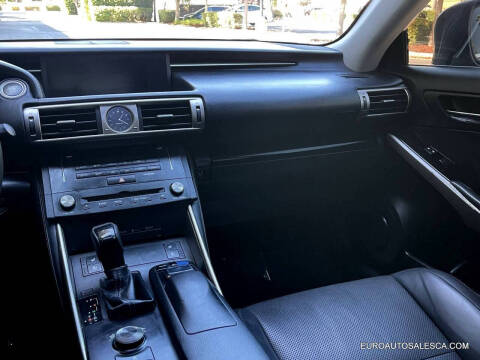 2015 Lexus IS 250 Crafted Line