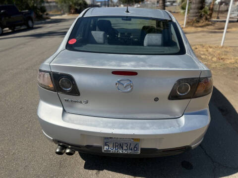 2004 Mazda MAZDA3 s