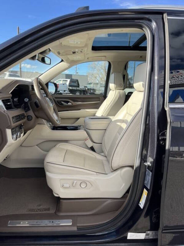 2023 GMC Yukon Denali