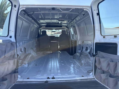 2010 Ford E-Series E-250