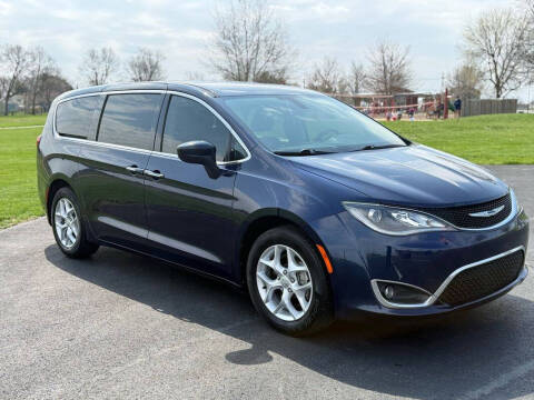 2018 Chrysler Pacifica Touring Plus