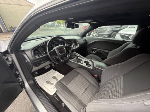 2018 Dodge Challenger SXT