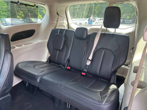 2019 Chrysler Pacifica Touring L