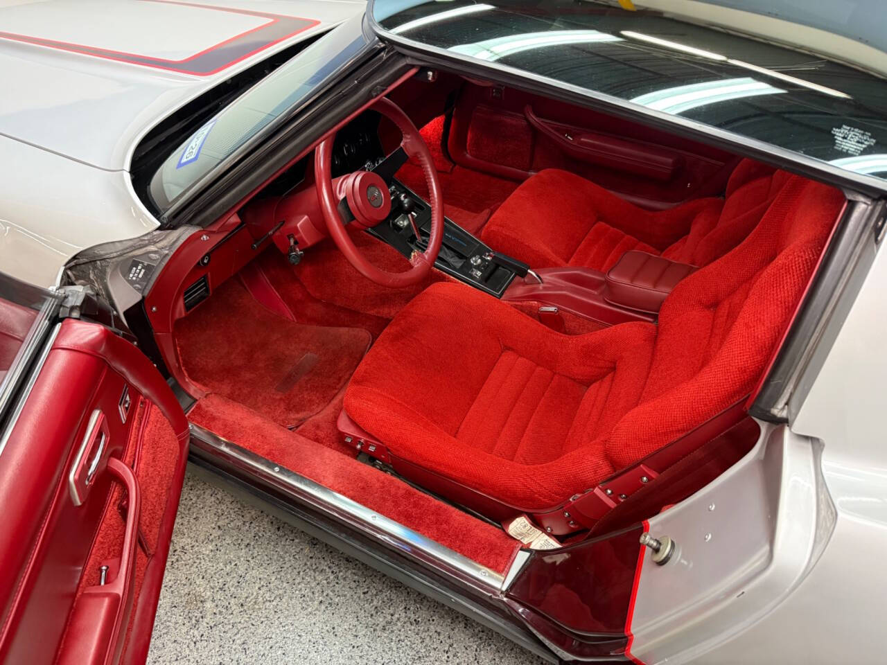 1982 Chevrolet Corvette 12