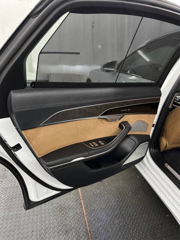 2021 Audi A8 L quattro 60 TFSI