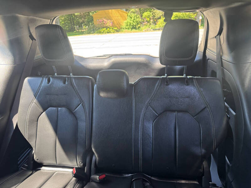 2019 Chrysler Pacifica Touring L