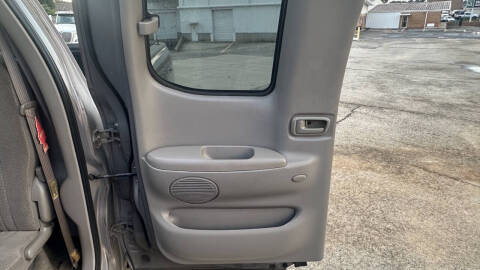 2002 Toyota Tundra SR5 V8