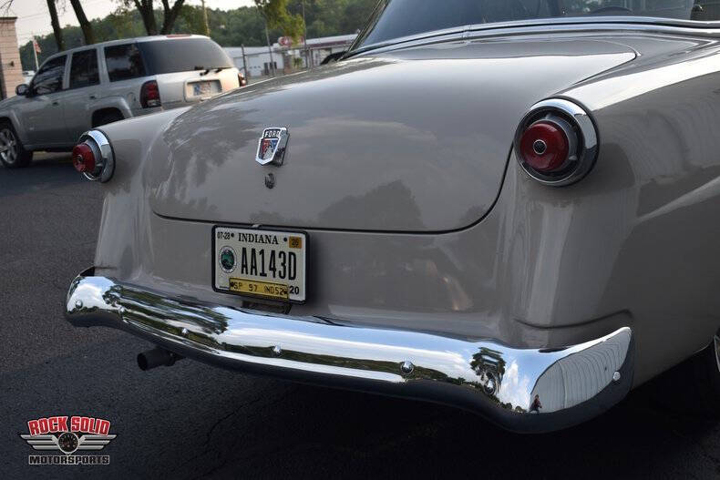 1952 Ford Customline