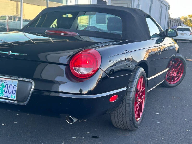 2002 Ford Thunderbird Deluxe