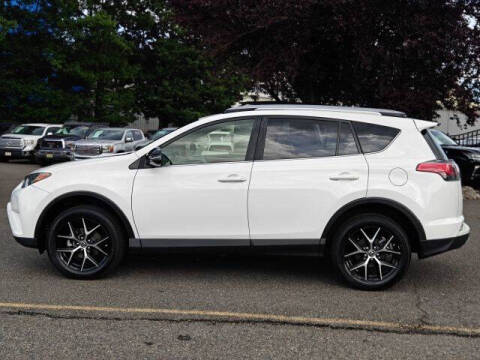 2018 Toyota RAV4 SE