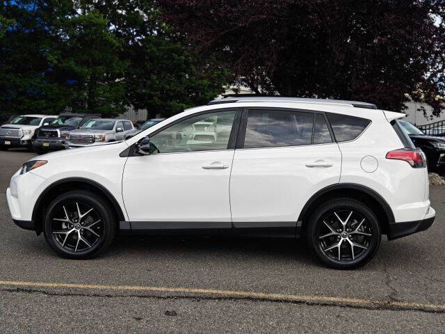 2018 Toyota RAV4 SE