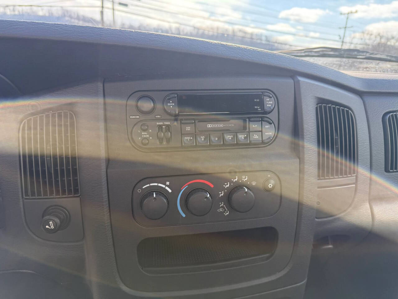 2003 Dodge Ram 1500 32
