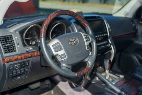 2013 Toyota Land Cruiser
