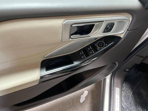 2024 Ford Explorer Platinum