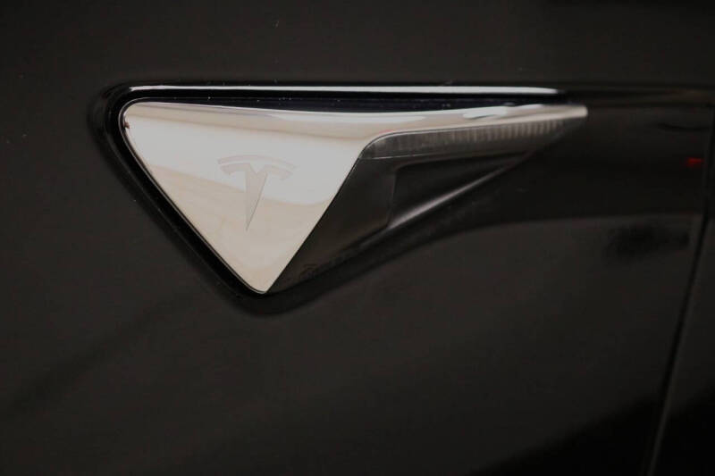 2020 Tesla Model X Long Range