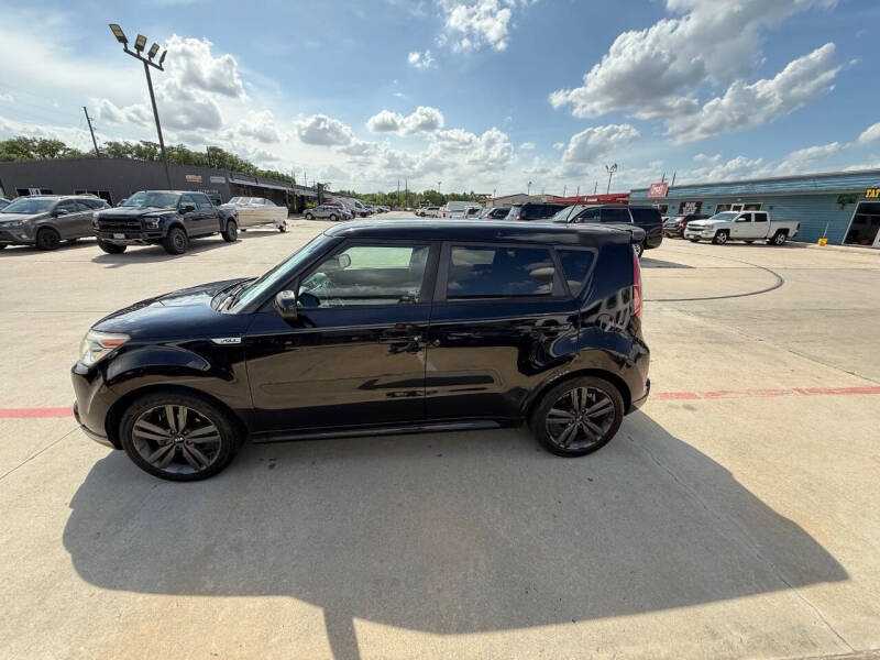 2016 Kia Soul +