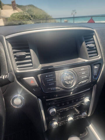 2018 Nissan Pathfinder S