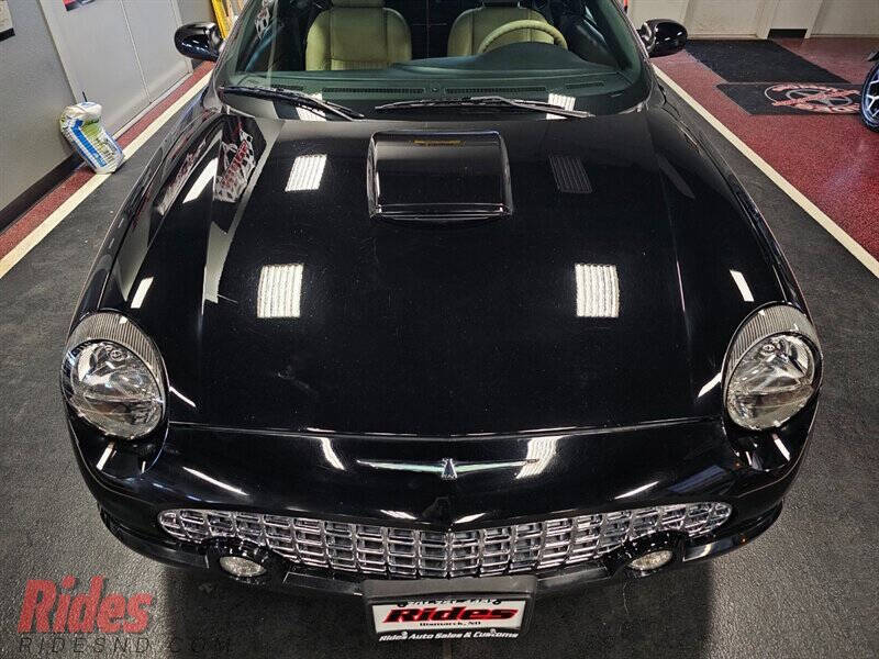 2005 Ford Thunderbird Deluxe